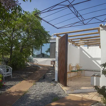 Monte Do Malhao - Art, Eco & מלון